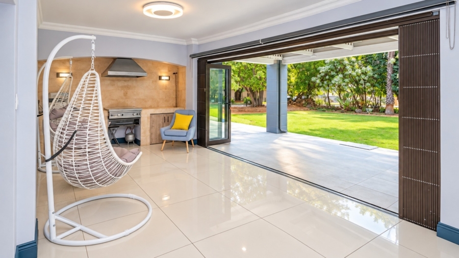 3 Bedroom Property for Sale in WestLake Country Safari Estate North West